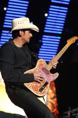 Brad Paisley Tickets on Country Music On Tour, your home for country concerts!